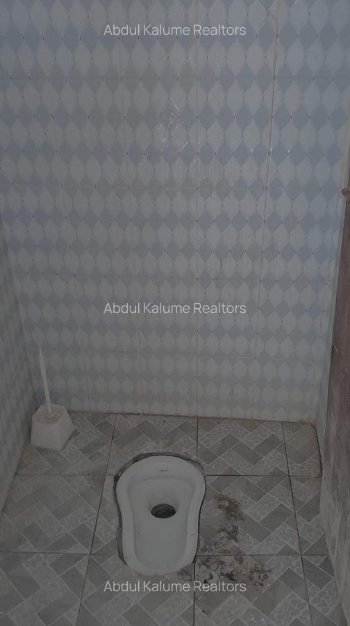 10 Bed House with Borehole at Bamburi - 8