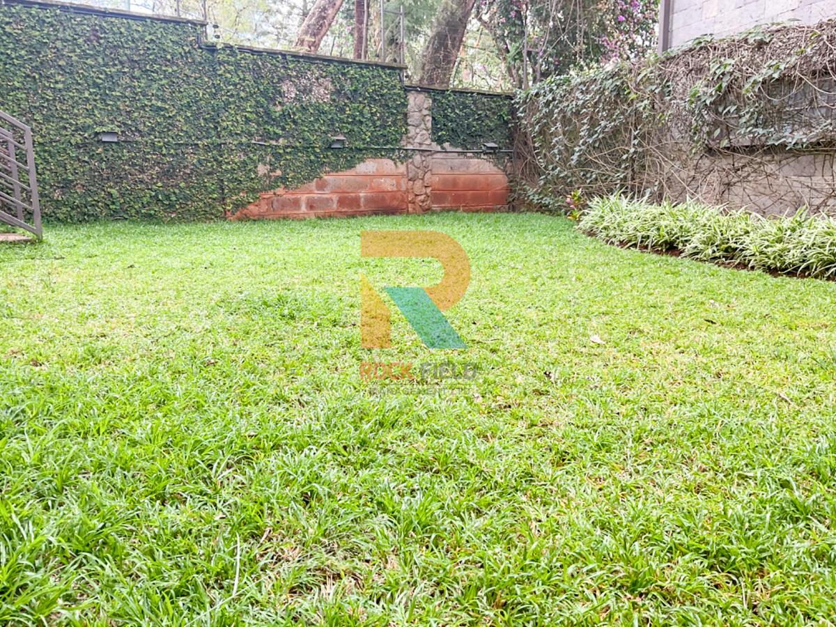 4 Bed Townhouse with En Suite at Peponi Road - 16