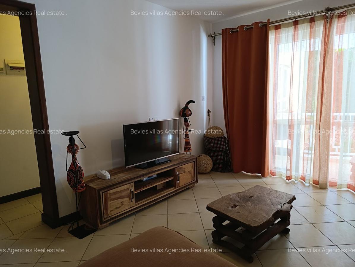 Furnished 3 Bed Apartment with En Suite at Parklands - 6