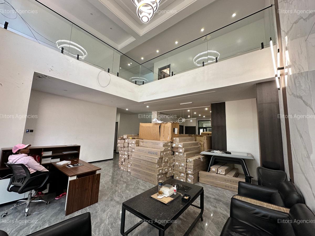 5 Bed Townhouse with En Suite at Chalbi Drive - 5
