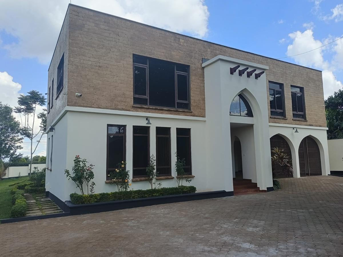 5 Bed House with En Suite at Runda - 3