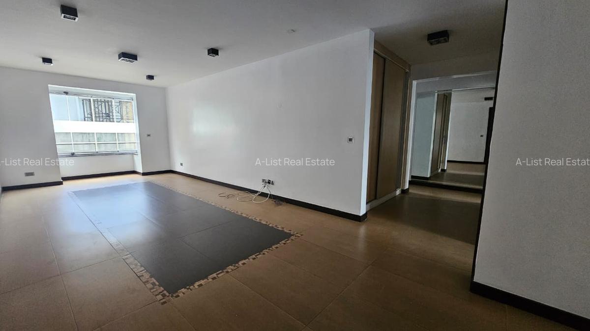 3 Bed Apartment with En Suite at Riverside Lane - 16