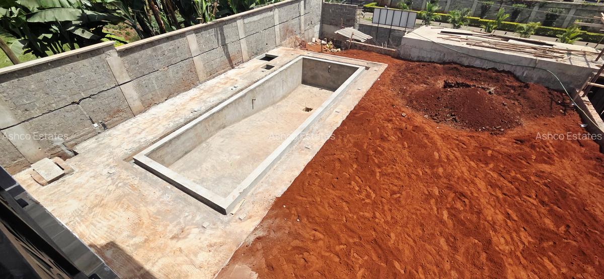 6 Bed Villa with En Suite in Lavington - 14