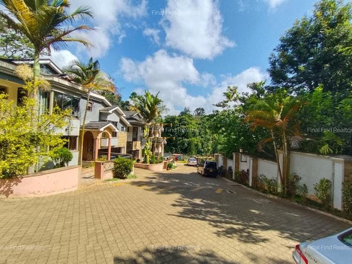 5 Bed Townhouse with En Suite in Westlands Area - 1