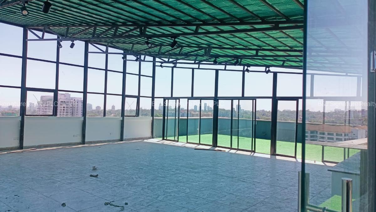 3 Bed Apartment with En Suite in Westlands Area - 18