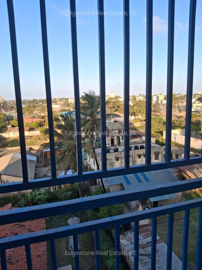 3 Bed Apartment with En Suite in Nyali Area - 1