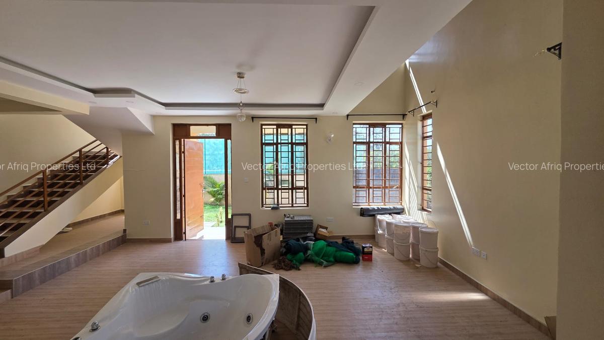 5 Bed Townhouse with En Suite in Ongata Rongai - 3