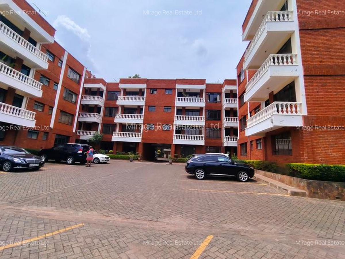 2 Bed Apartment with Parking in Riverside - 13