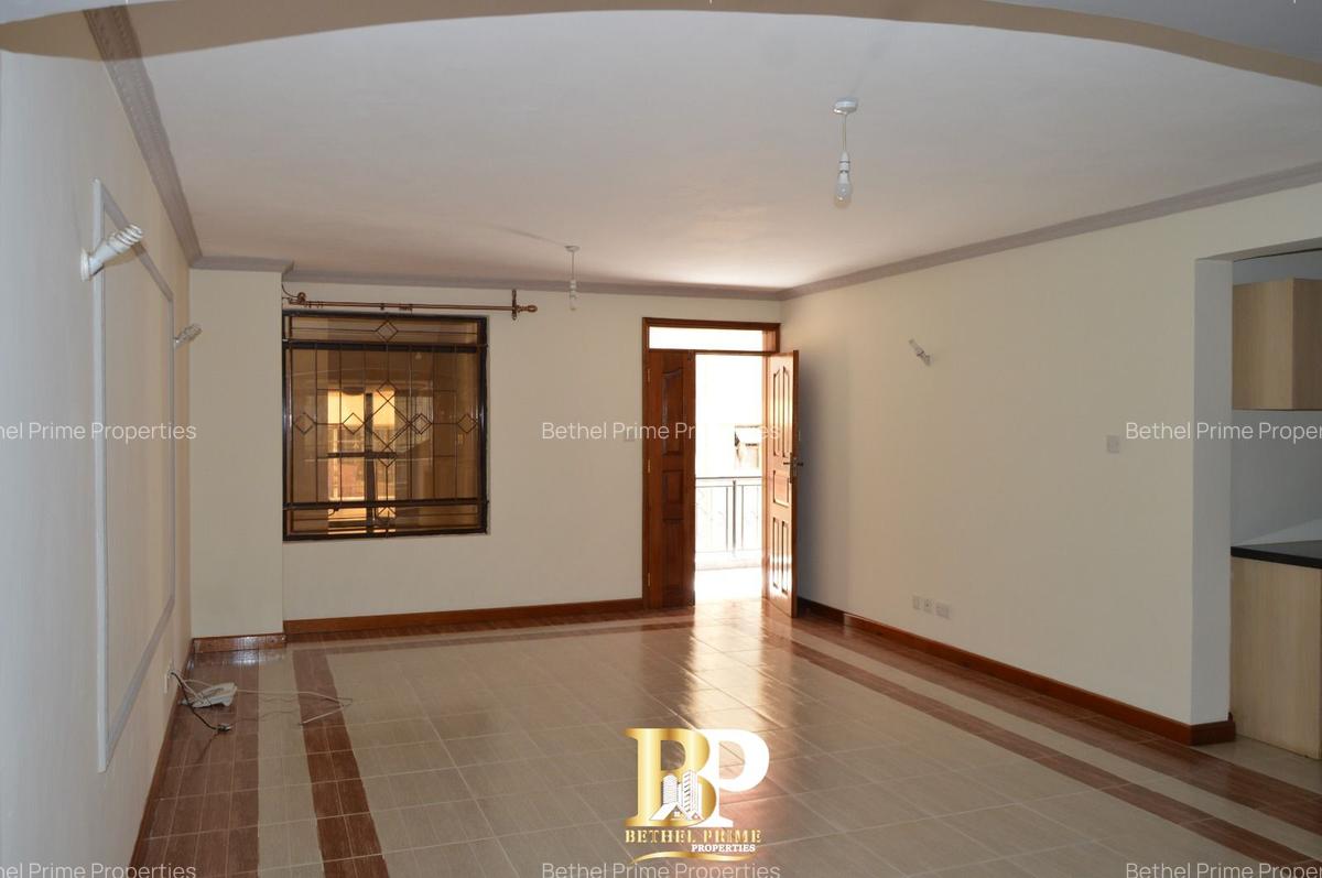 4 Bed Apartment with En Suite in Parklands - 3