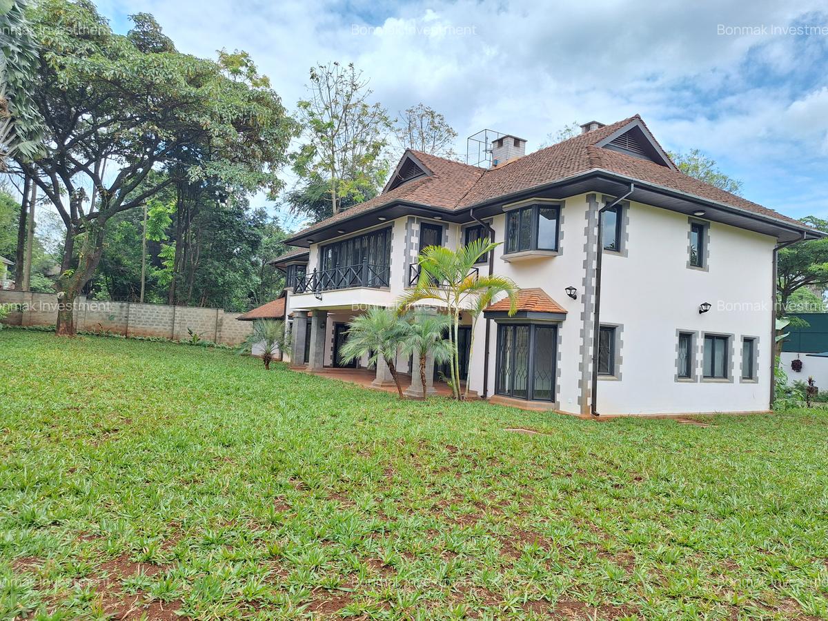 5 Bed Villa with En Suite at Un Avenue - 6