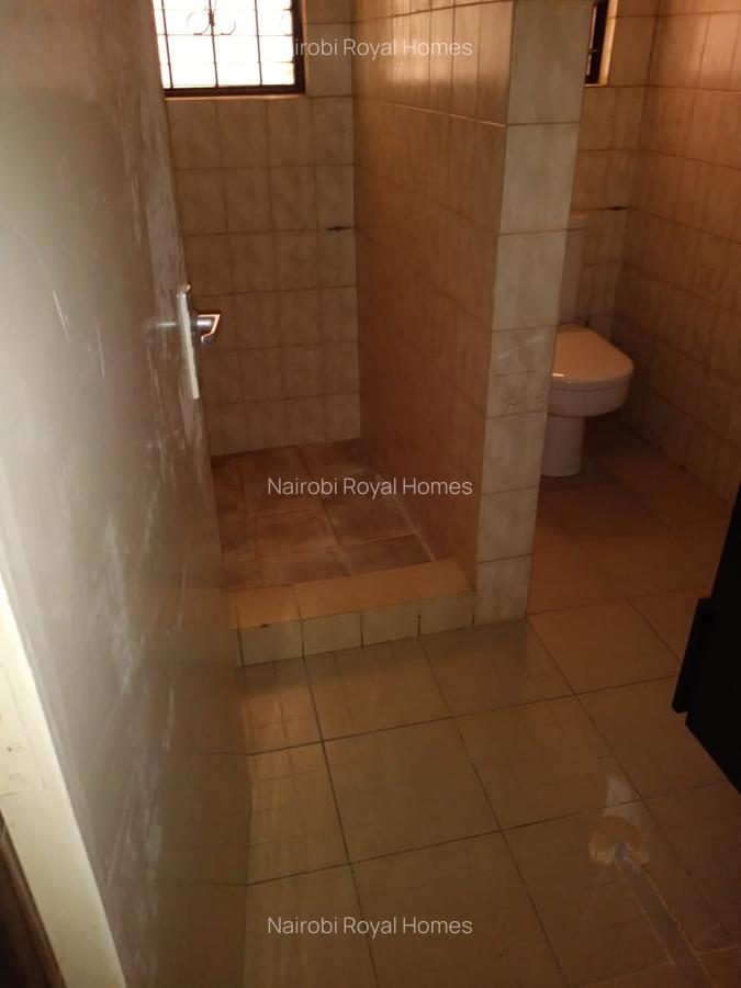 5 Bed Townhouse with En Suite at Muringa Road - 16