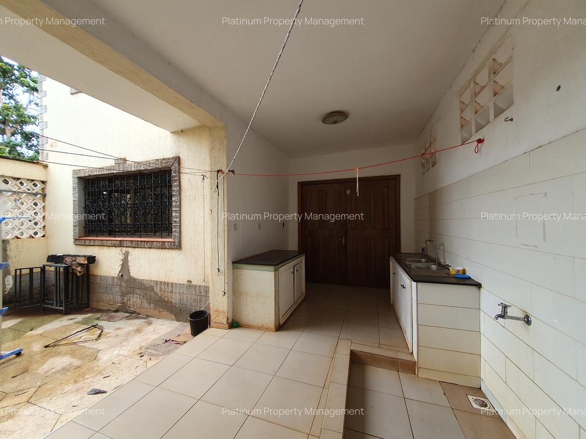 4 Bed House with En Suite at Grevillea Grove - 11