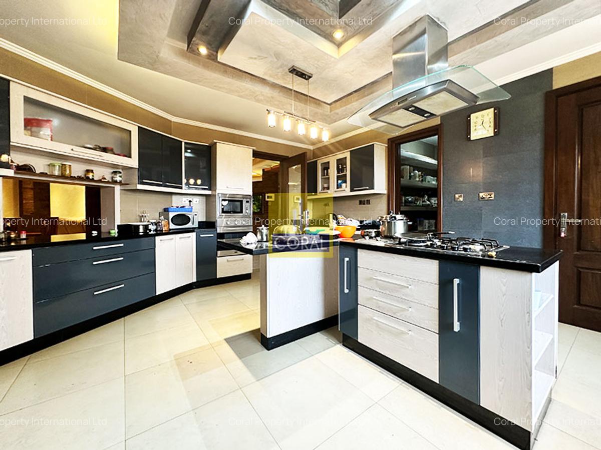 4 Bed Apartment in Parklands - 17