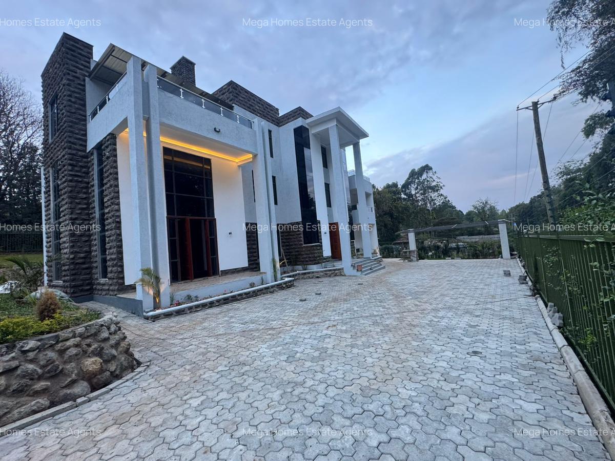 6 Bed Townhouse with En Suite in Karen - 2