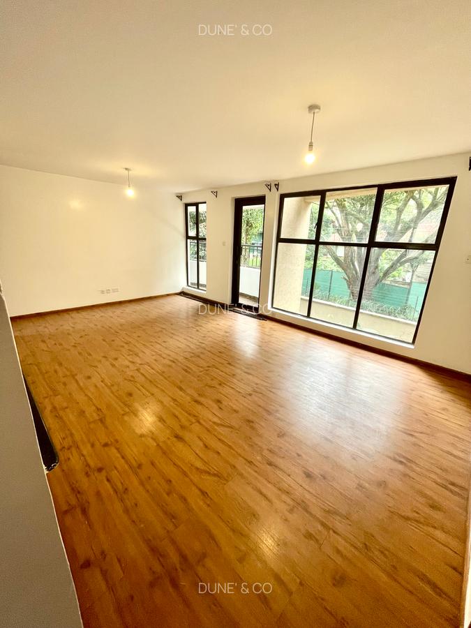 2 Bed Apartment with En Suite in Riverside - 1