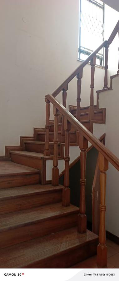 4 Bed Villa in Lavington - 6