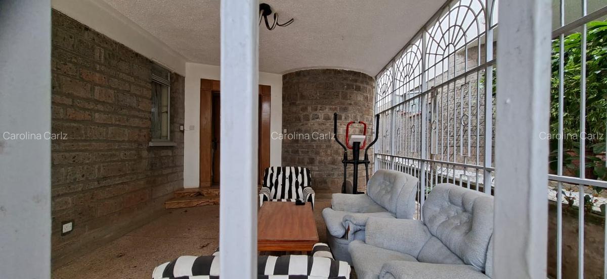 5 Bed Townhouse with En Suite at Brookside Drive - 7