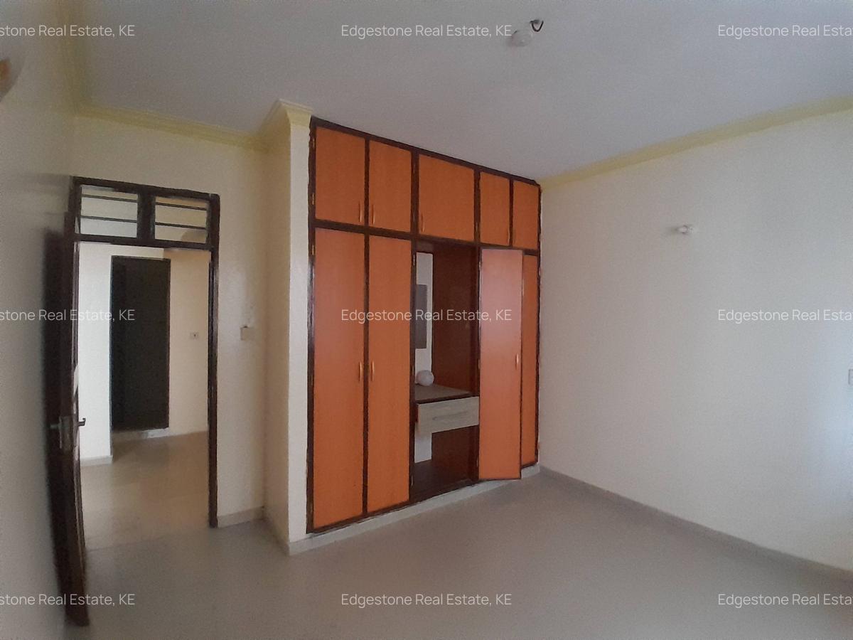 3 Bed Apartment with En Suite in Nyali Area - 16