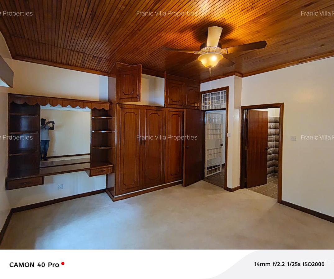 6 Bed House with En Suite at Nyari Central - 17