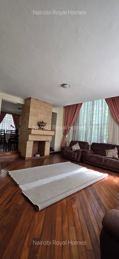 5 Bed Townhouse with En Suite at Lavington Green - 10