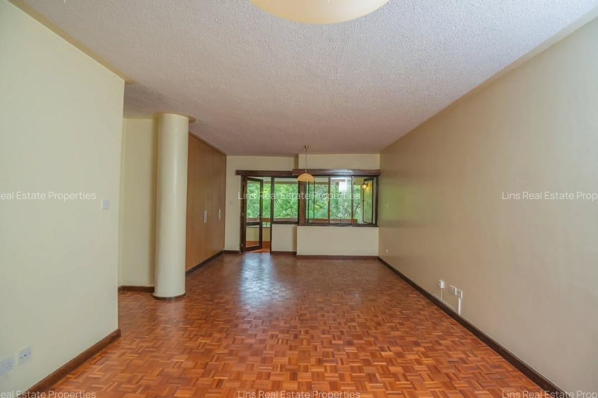 Serviced 4 Bed Apartment with En Suite in Riverside - 17