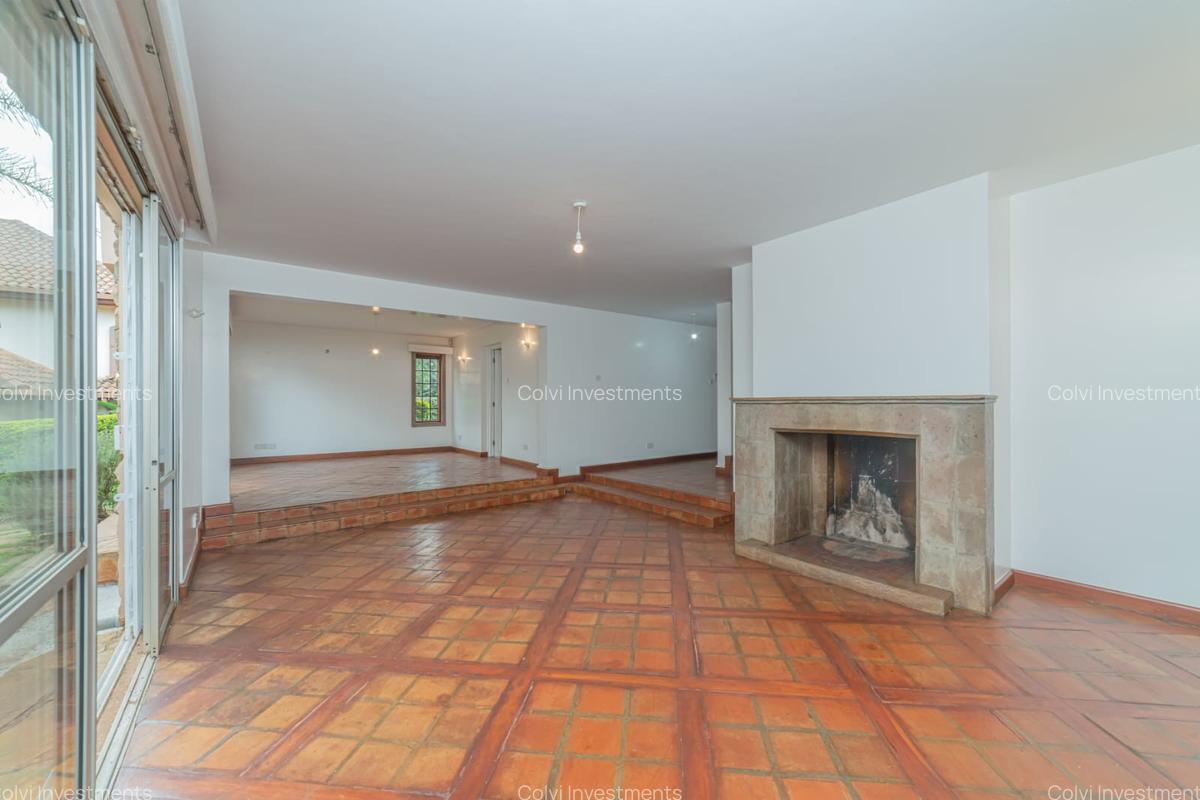 3 Bed House with En Suite in Runda - 7