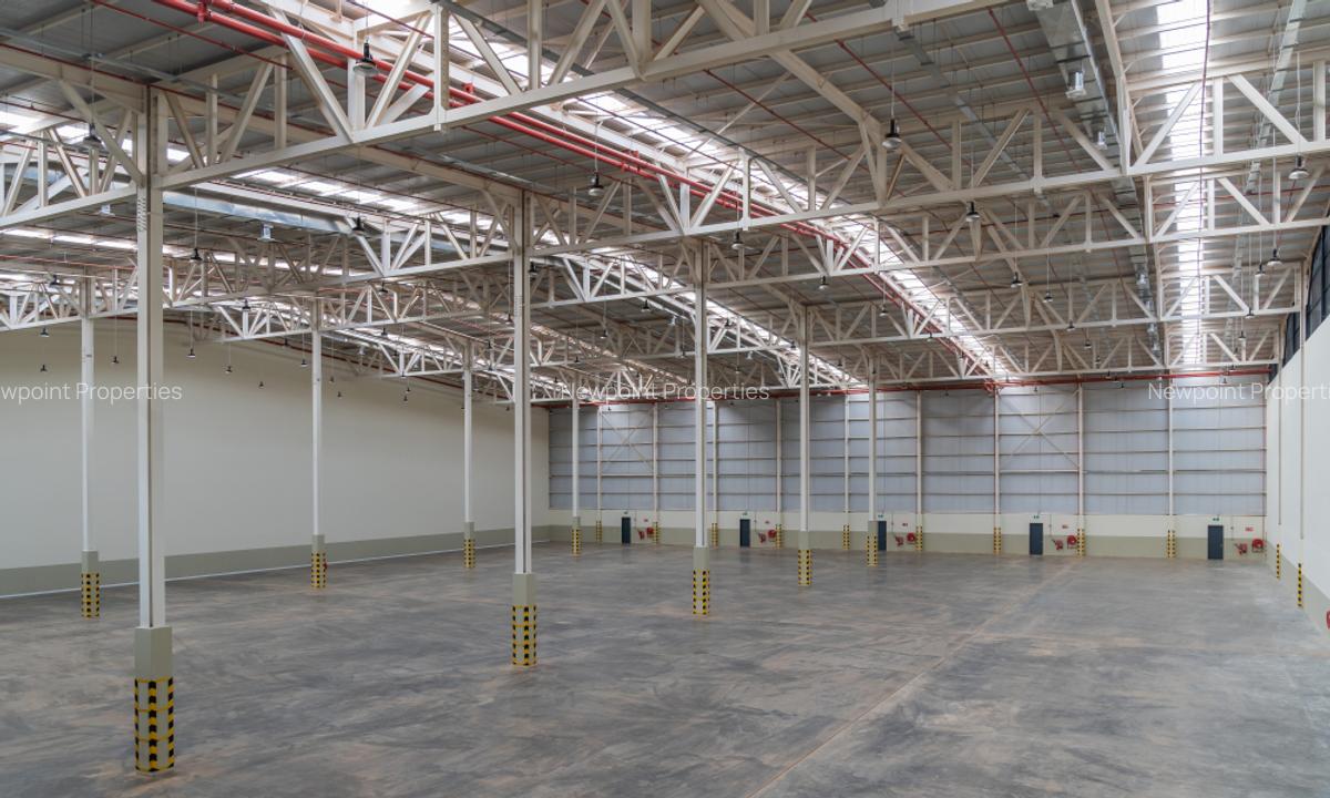 23,000 ft² Warehouse with Backup Generator in Thika Road - 4