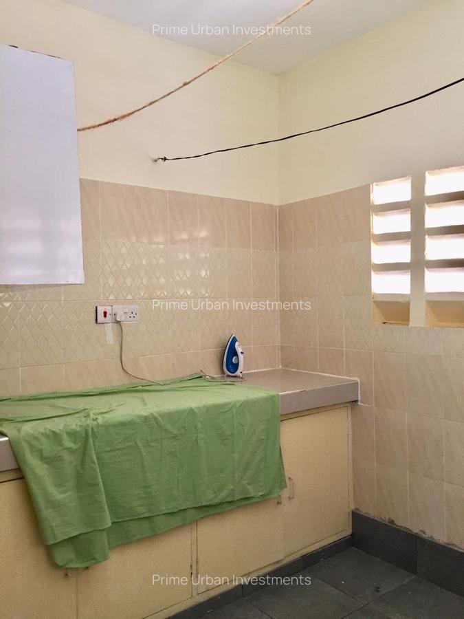 4 Bed House with En Suite in Nyali Area - 8