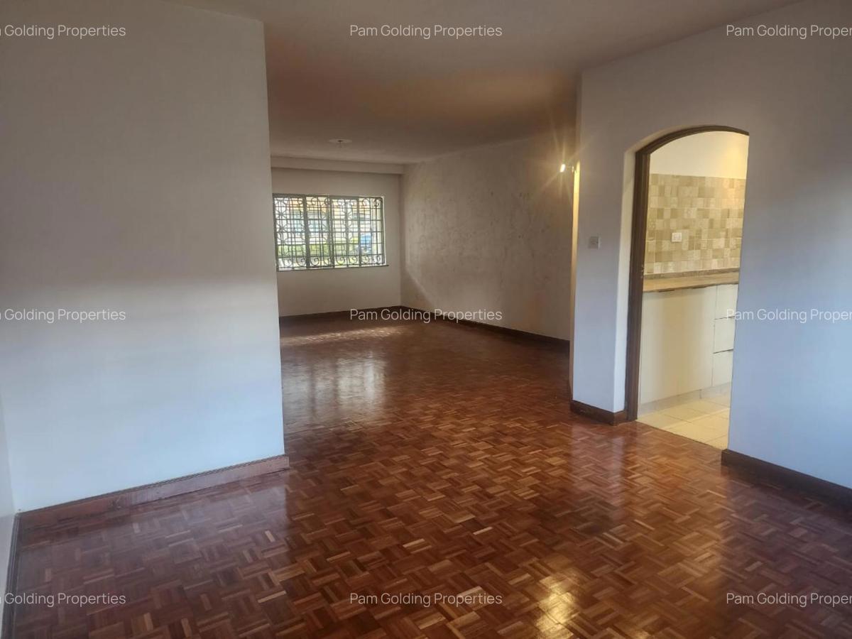 4 Bed Apartment with En Suite in Rhapta Road - 1