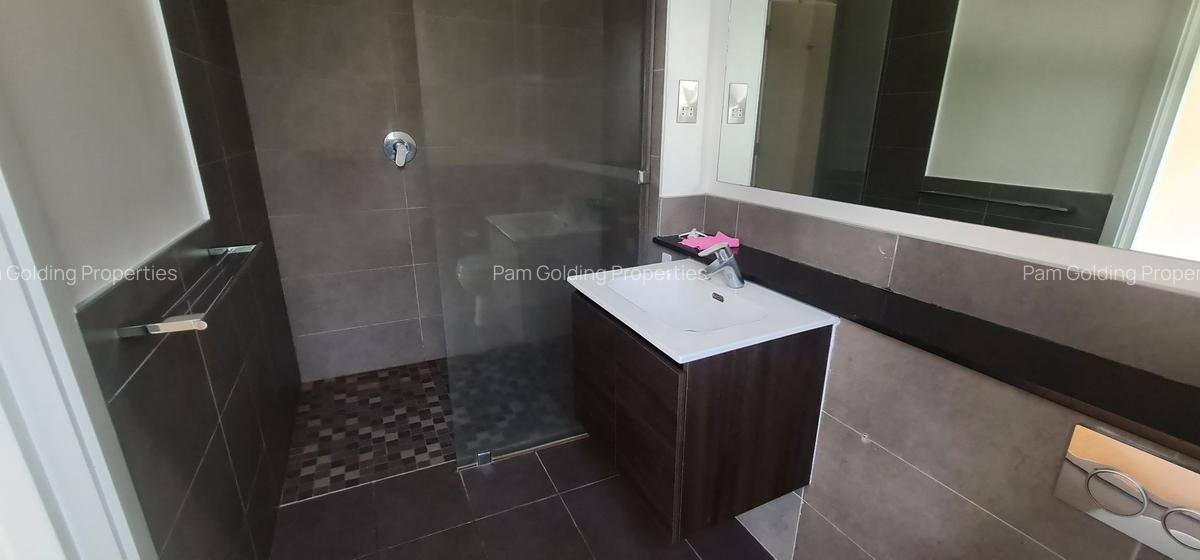 2 Bed Apartment with En Suite in Thika Road - 10