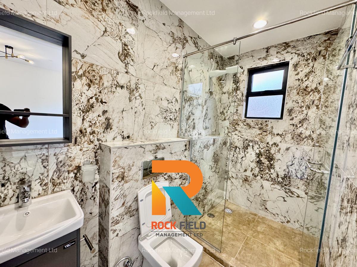 1 Bed Apartment with En Suite in Brookside - 15