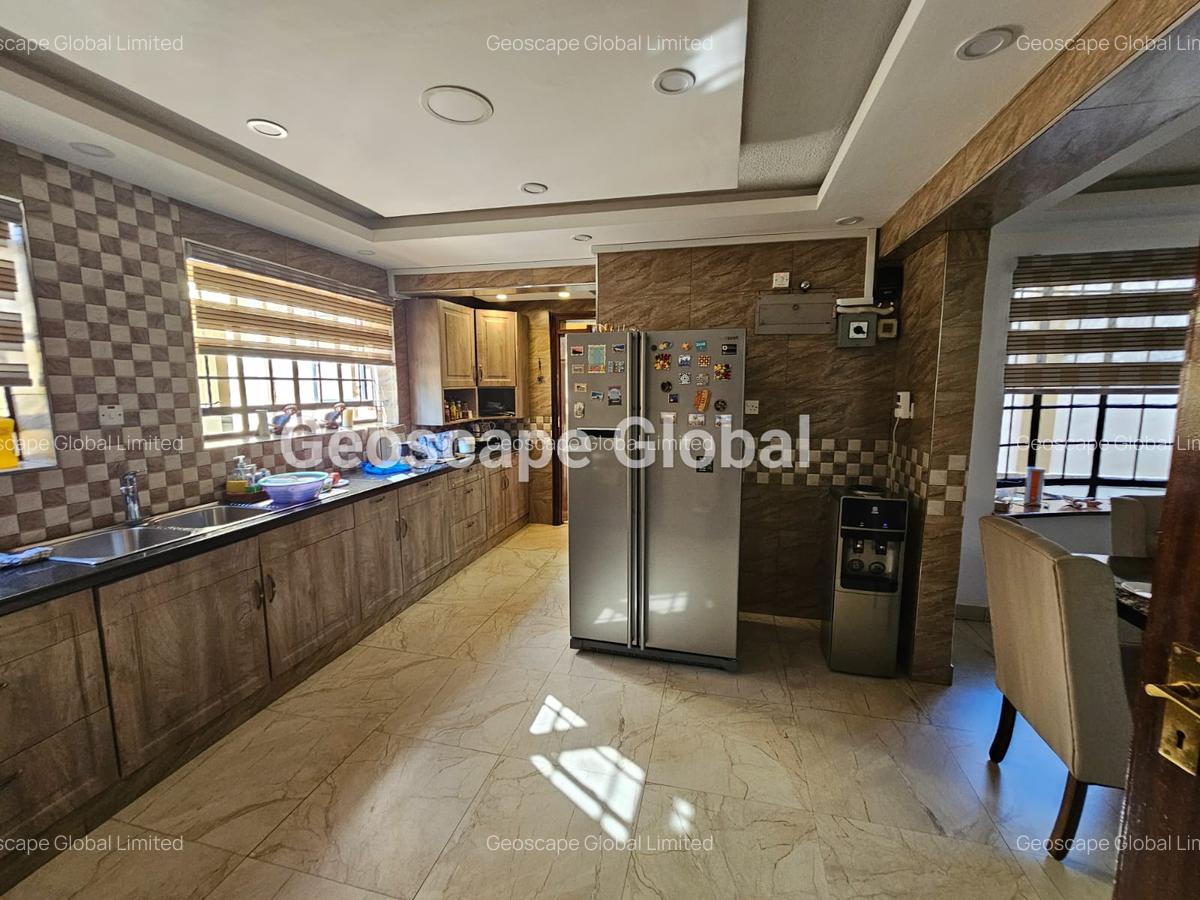 5 Bed House with En Suite in Westlands Area - 2