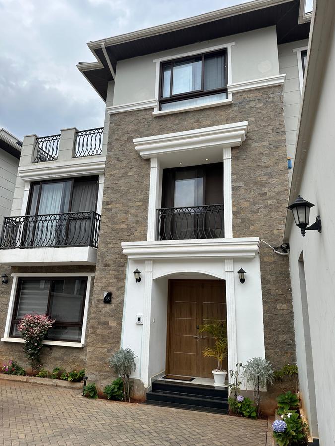 5 Bed Townhouse with En Suite in Westlands Area - 3