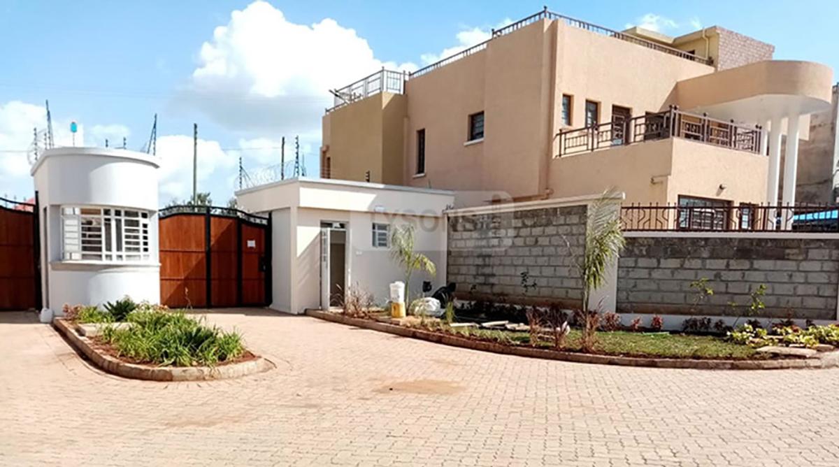 4 Bed Townhouse with En Suite in Ngong - 2