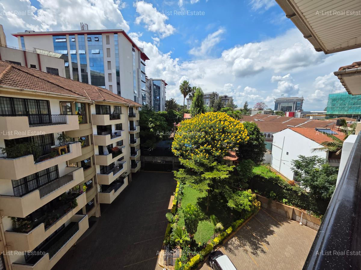 3 Bed Apartment with En Suite at Rhapta Road - 4