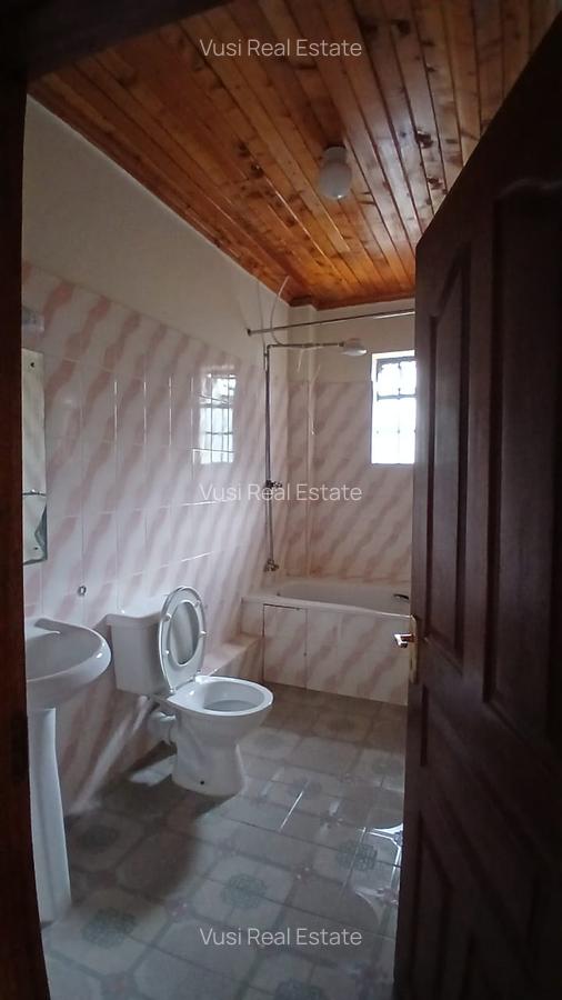 4 Bed Townhouse with En Suite in Karen - 15