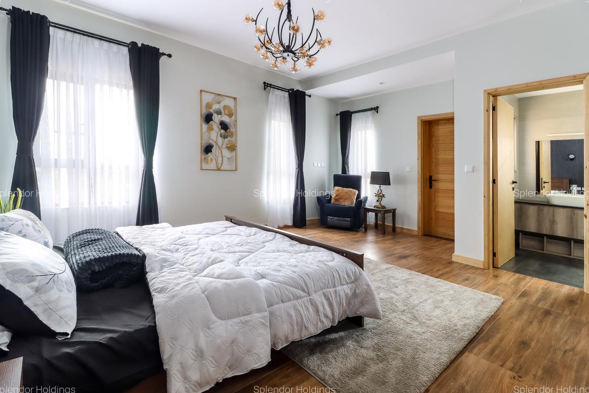 4 Bed Townhouse with En Suite in Langata - 14