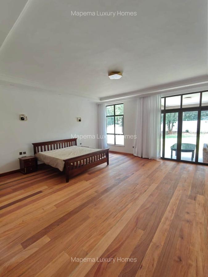 5 Bed House with En Suite at Windy Ridge - 17