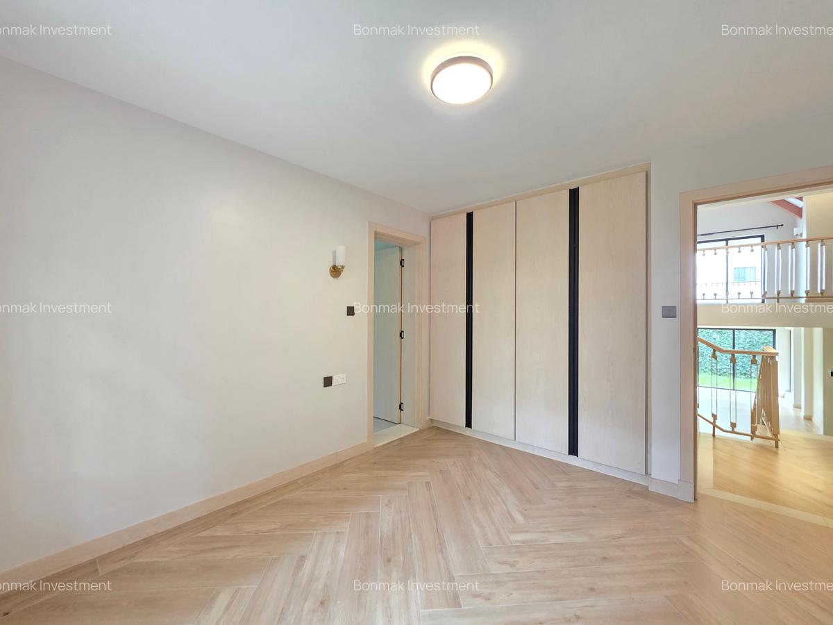5 Bed Townhouse with En Suite at Convent Drive. - 18