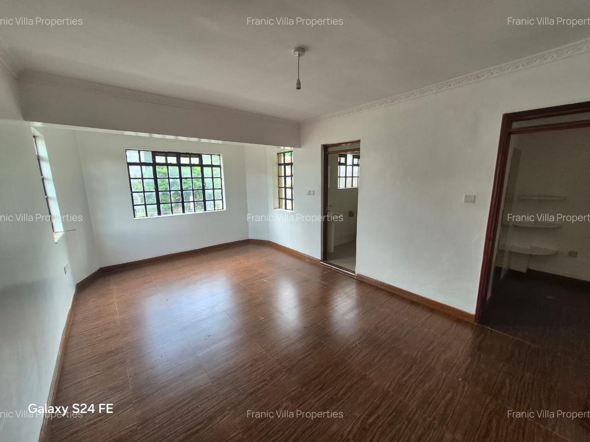 3 Bed Apartment with En Suite at Kichugu Road - 13