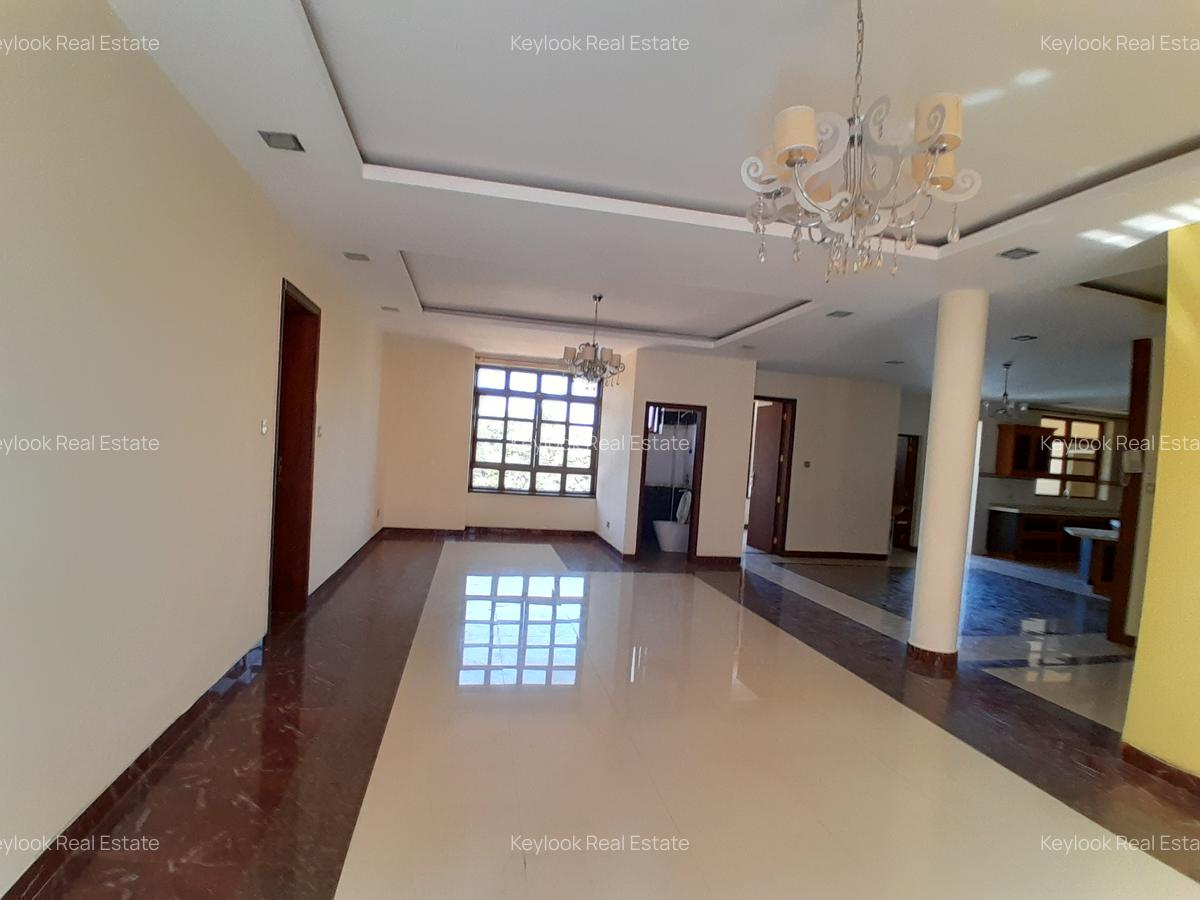 4 Bed Apartment with En Suite at Lavington - 8