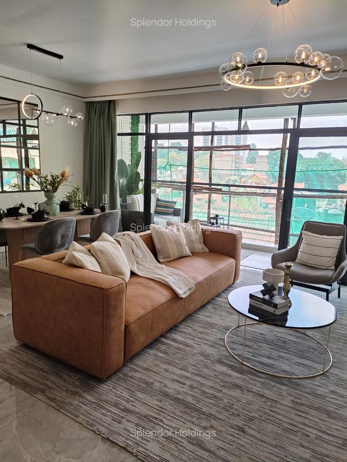 2 Bed Apartment with En Suite in Lavington - 2