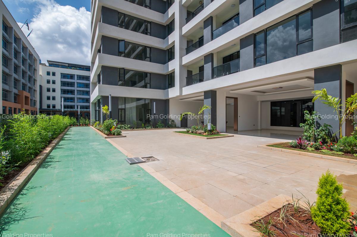 1 Bed Apartment with En Suite at Westlands Road - 1