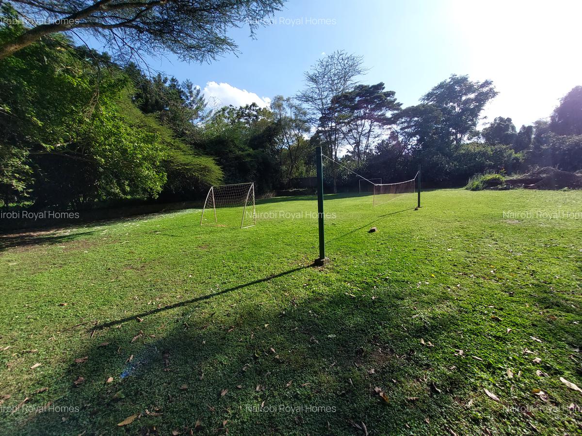 4 Bed Townhouse with En Suite at Gem Lane - 3