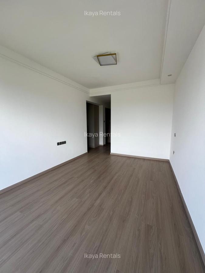 3 Bed Apartment with En Suite at Riverside Drive - 14