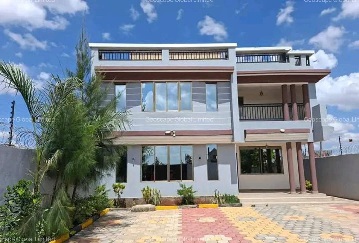 8 Bed House with En Suite in Syokimau - 11