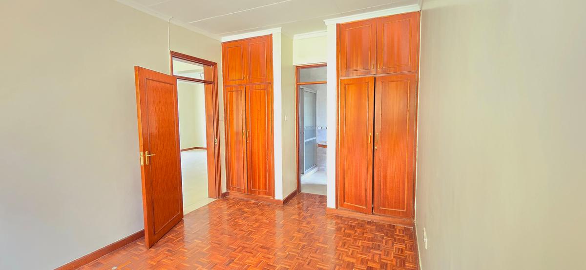 4 Bed Townhouse with En Suite at Off Gitanga Road - 11