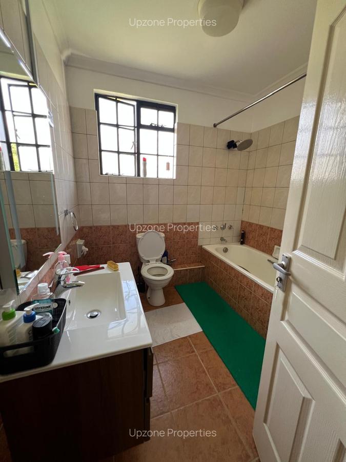 4 Bed Townhouse with En Suite in Loresho - 20