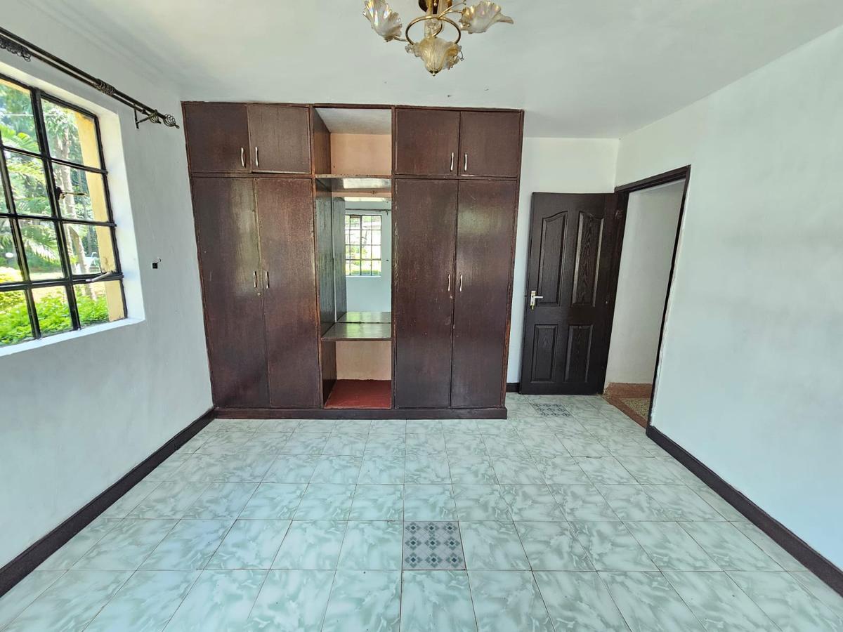 5 Bed House with En Suite in Nyari - 9