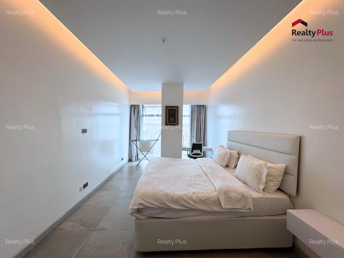 Serviced 1 Bed Apartment with En Suite at Le Marc - 9
